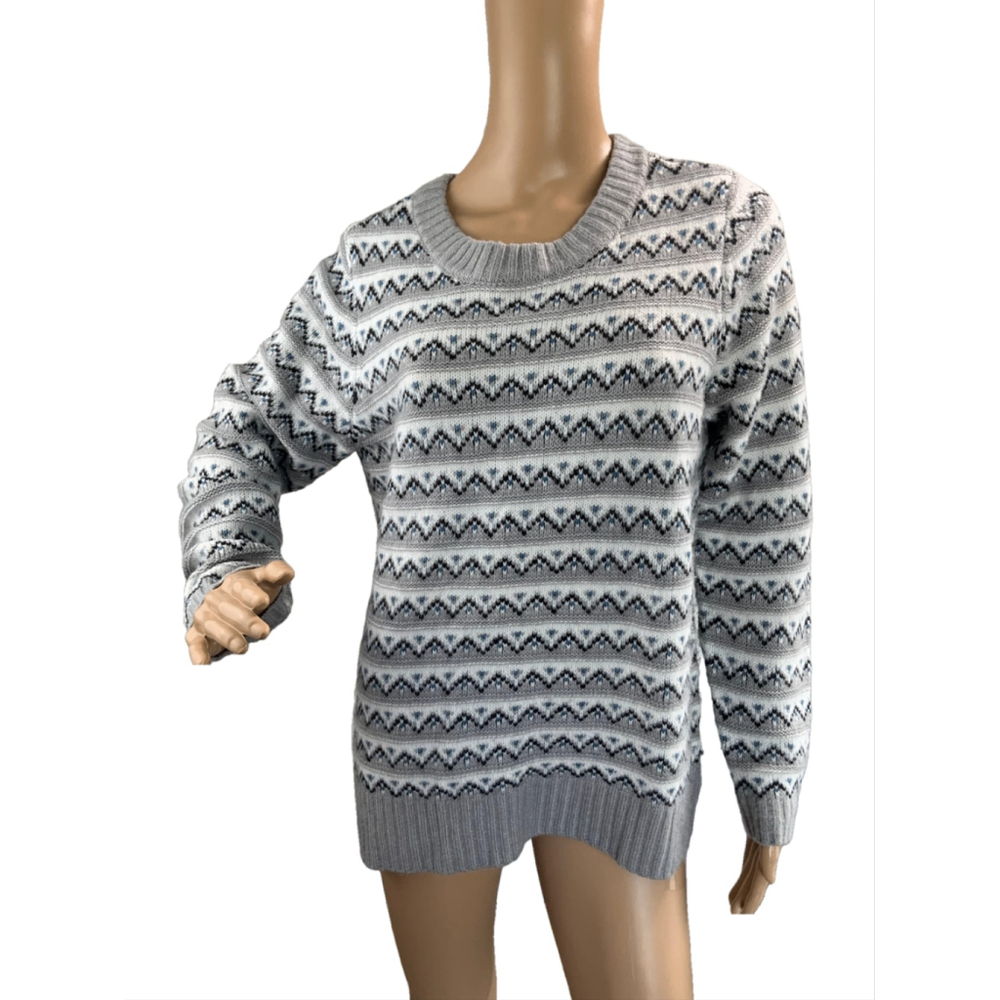 Croft & Barrow Womens Knit Sweater Sz Med Gray Round Neckline Geometric Pattern